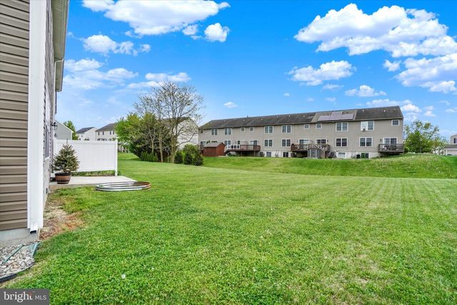 340 CEDAR HOLLOW, Manheim, PA 17545