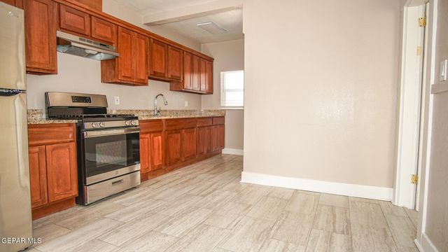 7320 Dale Road Main House, El Paso, TX 79915