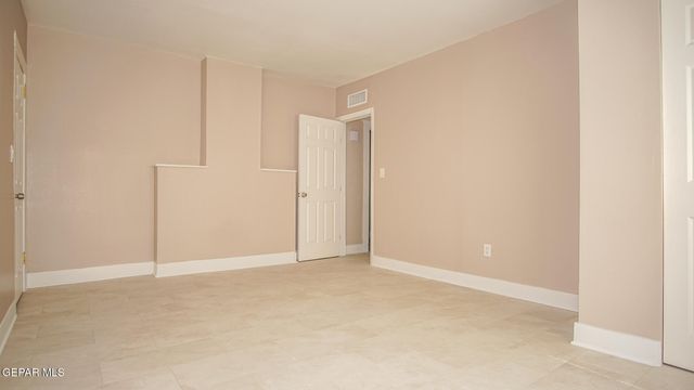7320 Dale Road Main House, El Paso, TX 79915