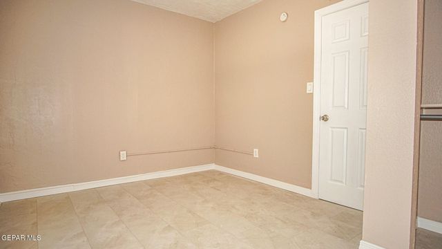 7320 Dale Road Main House, El Paso, TX 79915