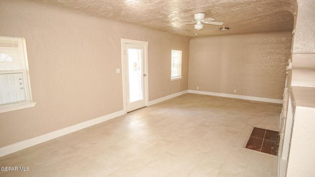 7320 Dale Road Main House, El Paso, TX 79915