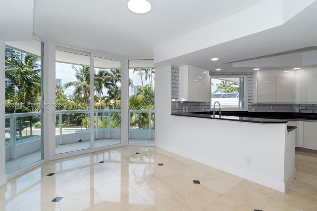 21050 NE 38th Ave 305, Aventura, FL 33180