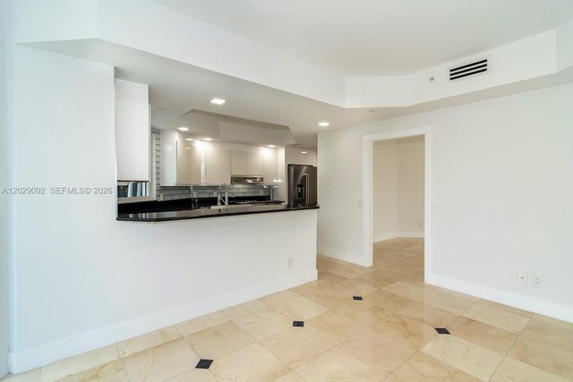 21050 NE 38th Ave 305, Aventura, FL 33180