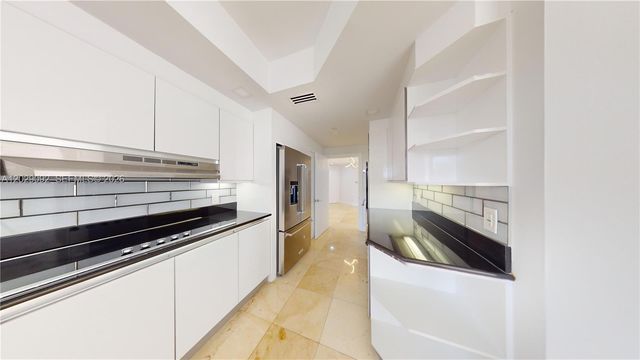 21050 NE 38th Ave 305, Aventura, FL 33180
