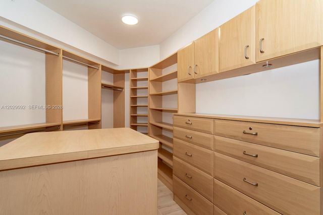 21050 NE 38th Ave 305, Aventura, FL 33180