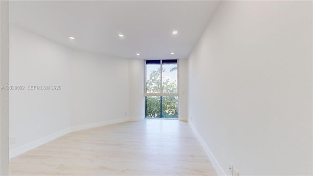 21050 NE 38th Ave 305, Aventura, FL 33180