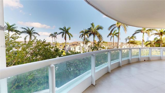 21050 NE 38th Ave 305, Aventura, FL 33180