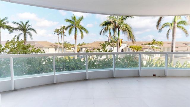 21050 NE 38th Ave 305, Aventura, FL 33180