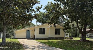 2512 Bahama Drive, Gautier, MS 39553