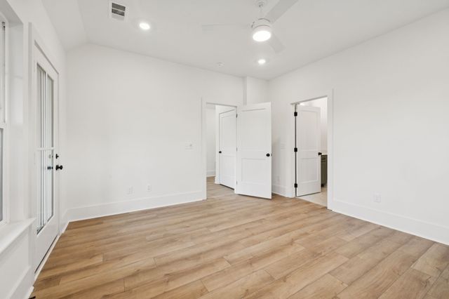 203 Daydreamer Ln, Nashville, TN 37206