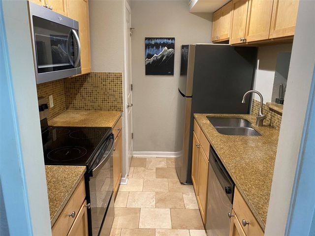 3204 Menchaca RD 408, Austin, TX 78704