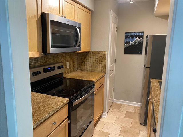 3204 Menchaca RD 408, Austin, TX 78704