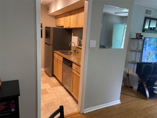 3204 Menchaca RD 408, Austin, TX 78704