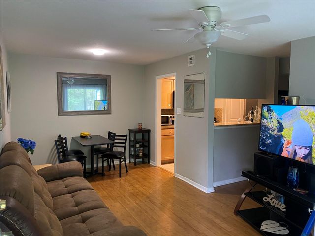 3204 Menchaca RD 408, Austin, TX 78704