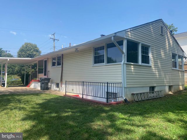 3137 GRAHAM RD, Falls Church, VA 22042