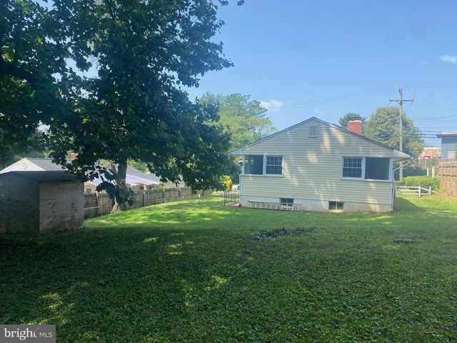 3137 GRAHAM RD, Falls Church, VA 22042