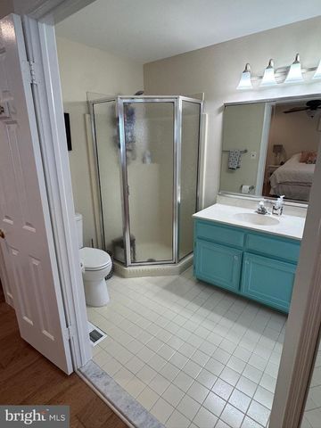 107 LAMPLIGHTER CT, Marlton, NJ 08053