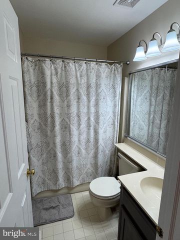 107 LAMPLIGHTER CT, Marlton, NJ 08053