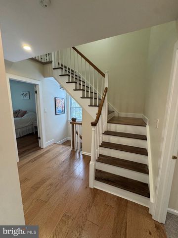 107 LAMPLIGHTER CT, Marlton, NJ 08053