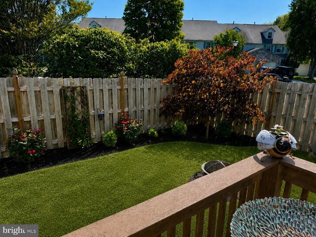 107 LAMPLIGHTER CT, Marlton, NJ 08053