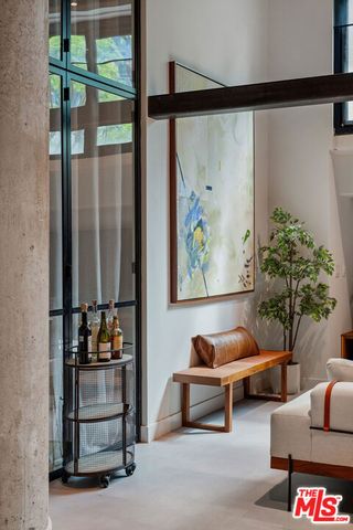 330 W 11th Street 104, Los Angeles, CA 90015