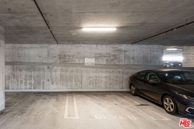 330 W 11th Street 104, Los Angeles, CA 90015