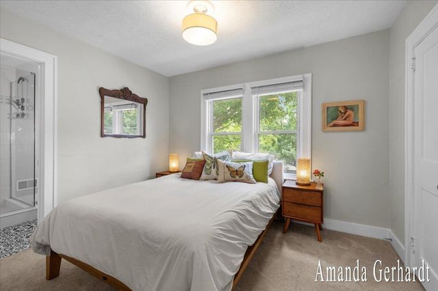 1500 Powers Avenue NW, Grand Rapids, MI 49504