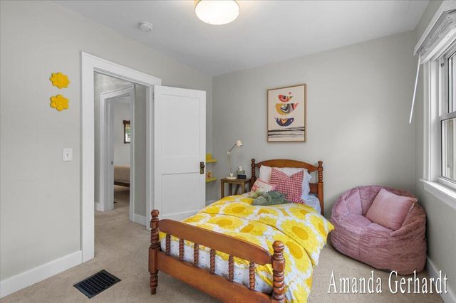 1500 Powers Avenue NW, Grand Rapids, MI 49504