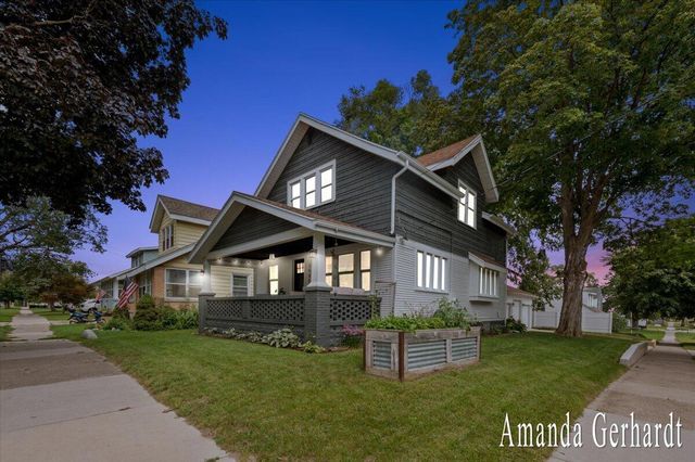 1500 Powers Avenue NW, Grand Rapids, MI 49504