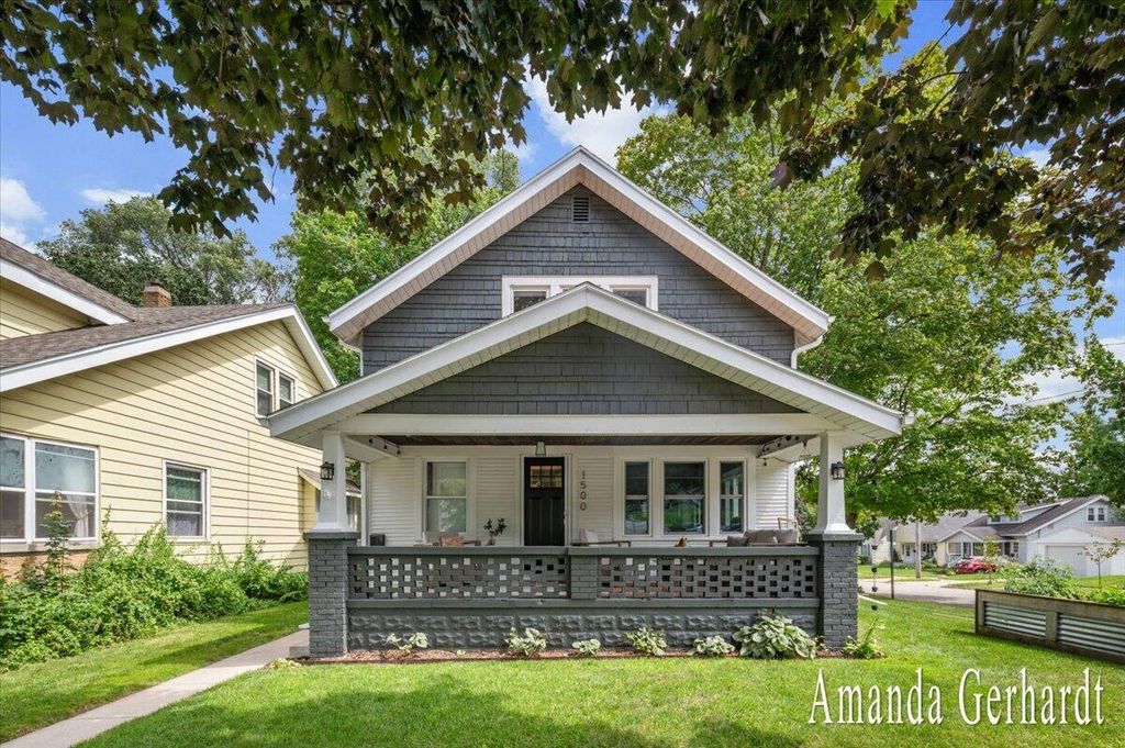 1500 Powers Avenue NW, Grand Rapids, MI 49504