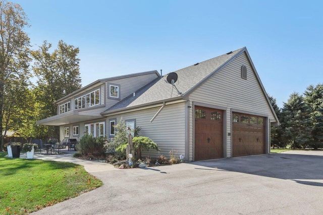 7001 Novak ROAD, Racine, WI 53402