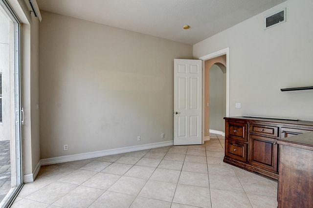670 Edgebrook Lane, Royal Palm Beach, FL 33411