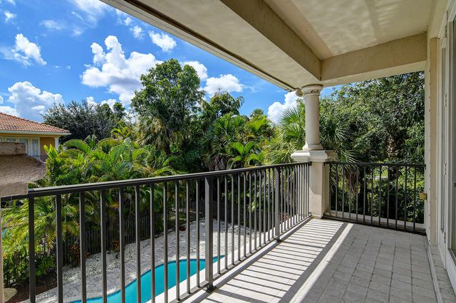 670 Edgebrook Lane, Royal Palm Beach, FL 33411