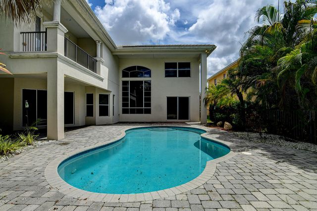 670 Edgebrook Lane, Royal Palm Beach, FL 33411