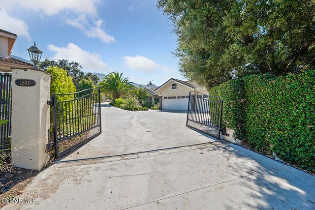 1880 Crystal View Circle, Newbury Park, CA 91320