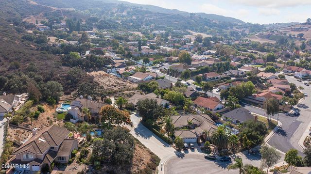 1880 Crystal View Circle, Newbury Park, CA 91320