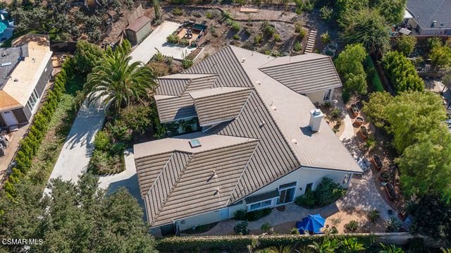 1880 Crystal View Circle, Newbury Park, CA 91320
