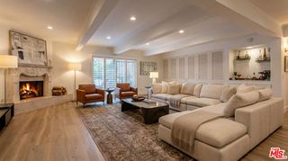 2385 Roscomare Road D17, Los Angeles, CA 90077