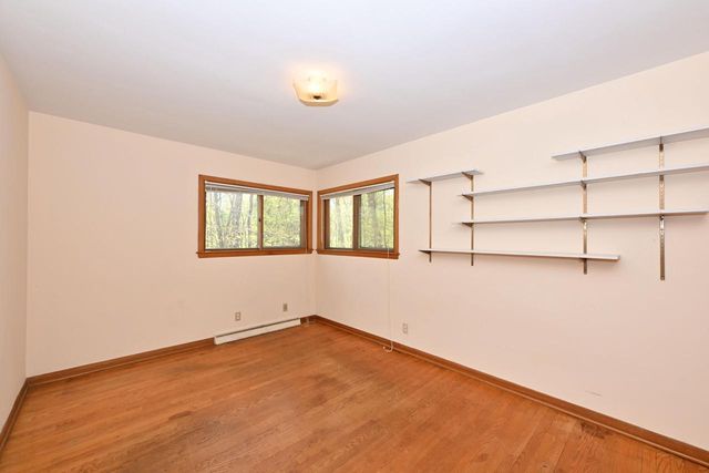 4108 W Woodward DRIVE, Franklin, WI 53132