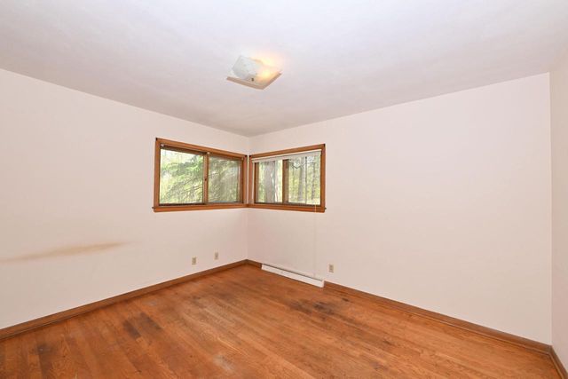 4108 W Woodward DRIVE, Franklin, WI 53132