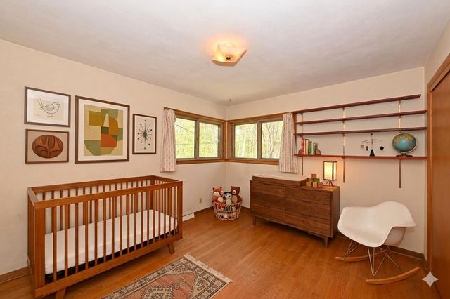 4108 W Woodward DRIVE, Franklin, WI 53132
