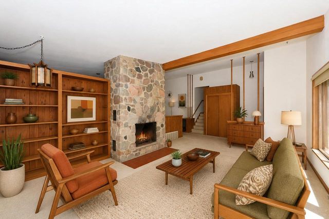 4108 W Woodward DRIVE, Franklin, WI 53132