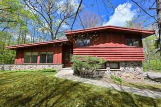 4108 W Woodward DRIVE, Franklin, WI 53132