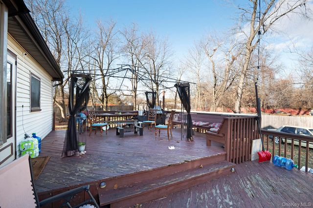 50 Samsondale Avenue, Haverstraw, NY 10993