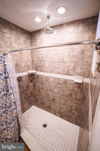 1912 7TH, Philadelphia, PA 19122