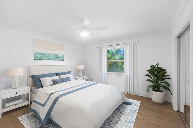 227 W Riverside Drive, Jupiter, FL 33469