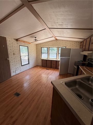 140 Pleasant View Road, Russellville, AR 72802