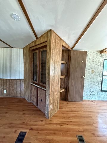 140 Pleasant View Road, Russellville, AR 72802