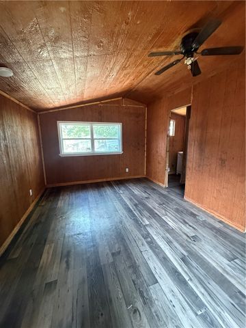140 Pleasant View Road, Russellville, AR 72802