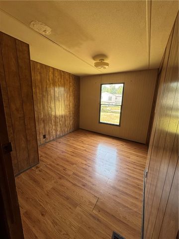 140 Pleasant View Road, Russellville, AR 72802